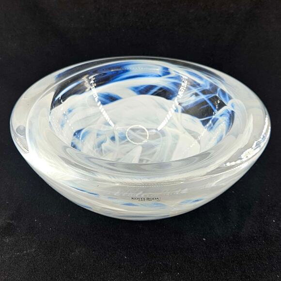 Vintage Kosta Boda Atoll Anna Ehrner White Swirl Clear Glass 8.75 in Bowl